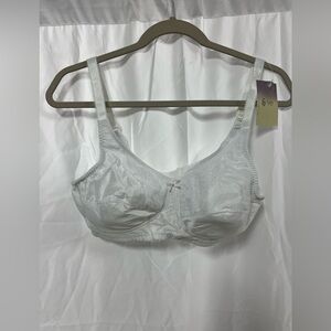 Trulife Breastcare white masectomy bra style 190 Irene size 38A